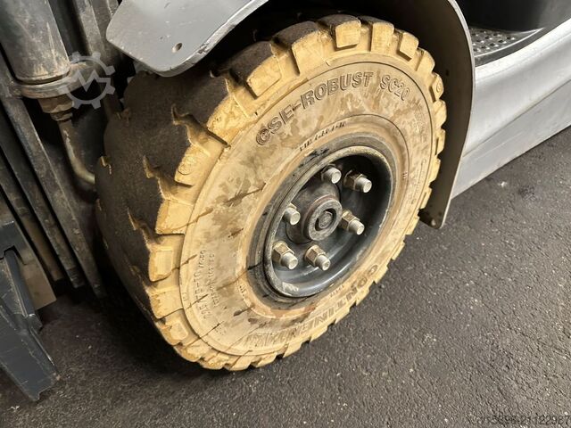 Elektro 4 Rad-Stapler Still RX 60-25 - TRIPLEX 4,6 m