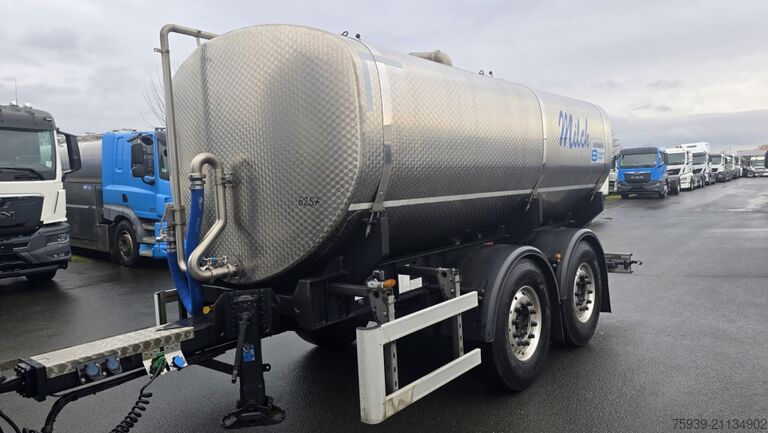 Tankanhänger  Tandemanhänger mit Edelstahltankaufbau 12.000 l