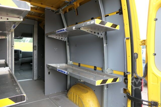 Panel van mercedes-benz Sprinter 314 CDI L2H3 Regale