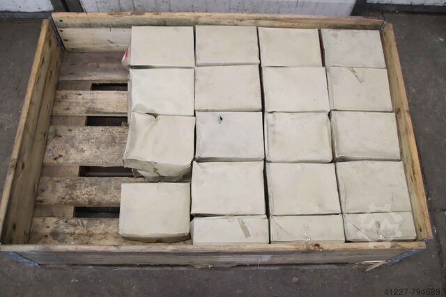 Hex head screws M27 240 kg Cleff 8.8 div Größen verzinkt
