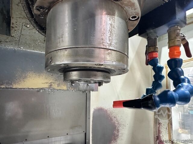 Vertikales Bearbeitungszentrum Leadwell V-30