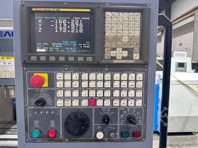 Vertikales Bearbeitungszentrum Leadwell V-30