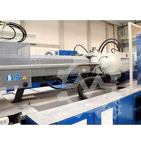 Injection molding machine ENGEL DUO 3550/650