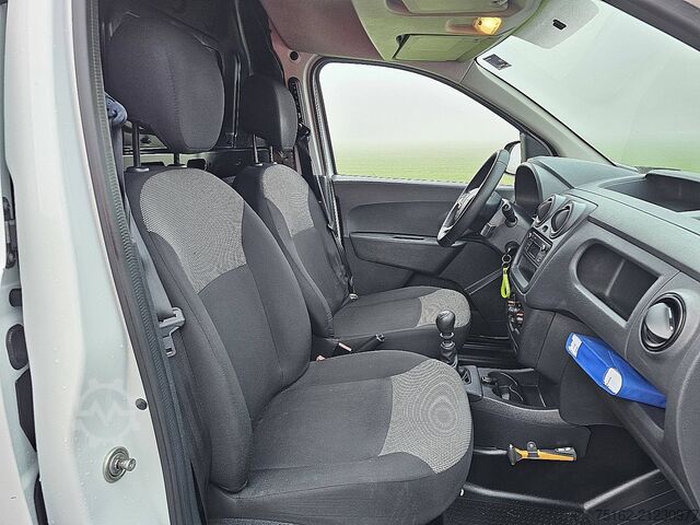 Koffer DACIA DOKKER 1.5 DCI 75