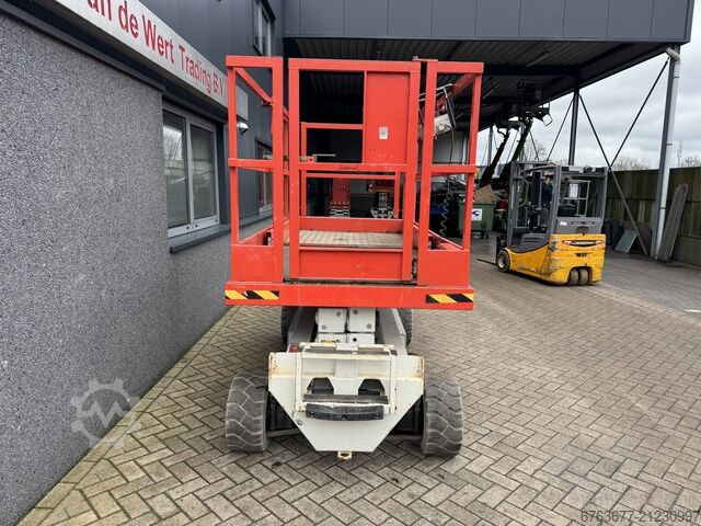 Holland-Lift Y 64 EL 14 Scherenarbeitsbühne / Scherenbühne 8,4 m Arbeitshöhe elektrisch 2015 HOLLAND-LIFT Y 64 EL 14 Schaarhoogwerker / Sciccor lift 8.4M Werkhoogte Elektrisch 2015