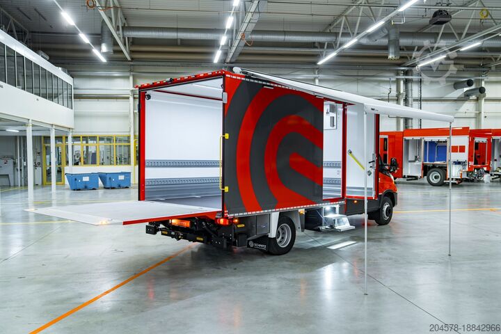 Transporter mit Koffer Iveco Iveco Daily Feuerwehrfahrzeug GW-L1