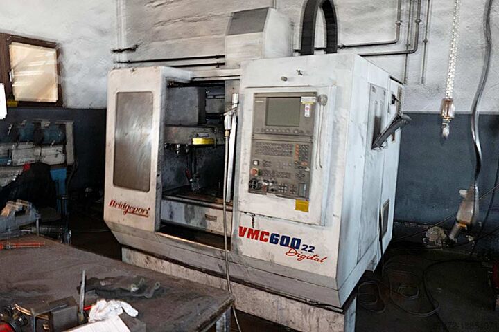 CNC Vertikales Bearbeitungszentrum Bridgeport VMC 600 22 digital