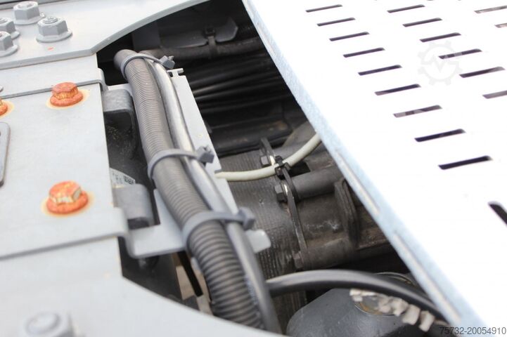 Standard tractor unit Daf XF 530 SC Retarder ACC LDW Kühlbox Vollspoiler