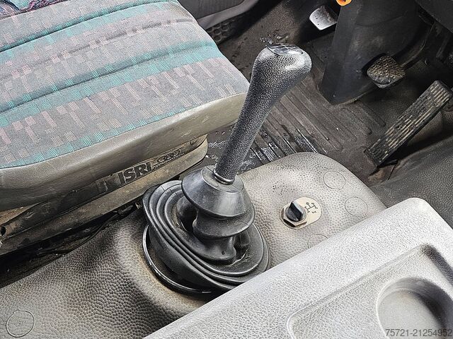 Loading platform MERCEDES-BENZ 1317 6 CYL. CRANE