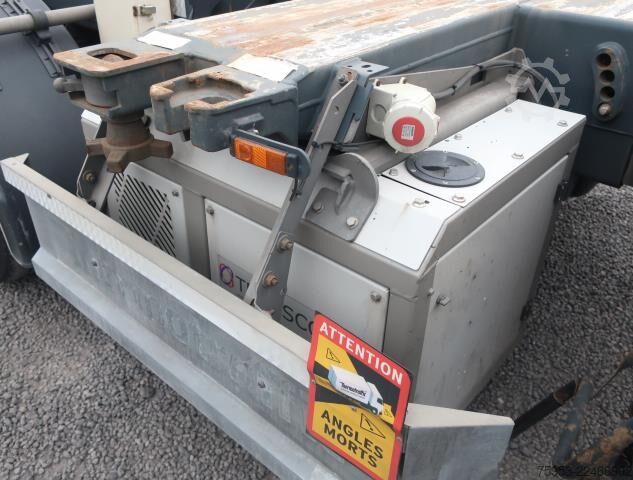Swap body semitrailer D-Tec VCC-01/FT LS S Mittelausschub 2x Lift Genset