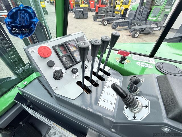 Vierwegestapler Combilift CB4000 GAS TRIPLEX 6800 POSITIONER CABIN