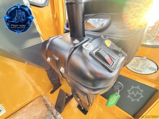 4-way forklift Combilift C5000SL DIESEL TRIPLEX 6100 POSITIONER