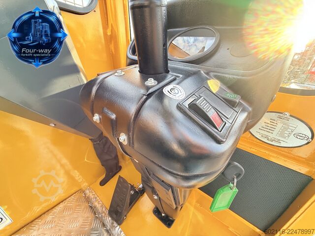 4-way forklift Combilift C5000SL DIESEL TRIPLEX 6100 POSITIONER