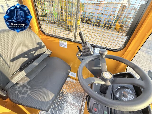 4-way forklift Combilift C5000SL DIESEL TRIPLEX 6100 POSITIONER