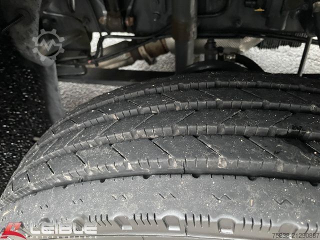 Transporter mit Koffer DAF LF 210 FA*DHollandia LBW*486Tkm*Turbo Schaden