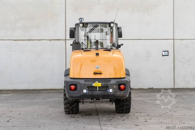 Radlader CASE 321 F XR