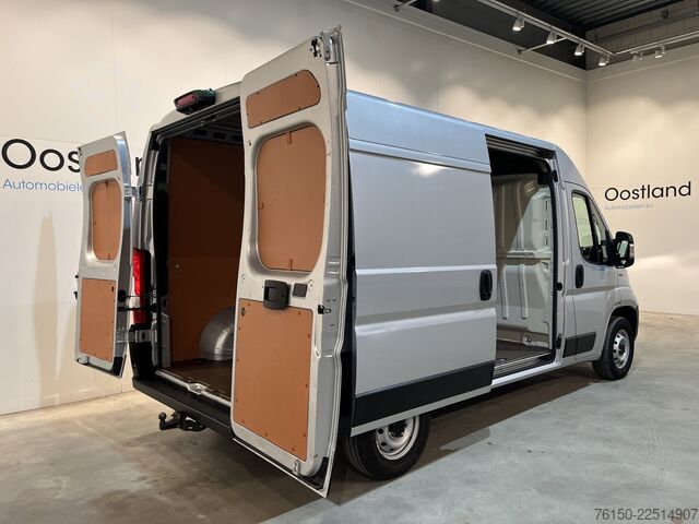 Panel van Fiat Ducato 30 2.3 MultiJet L2H2 120 PK / Euro 6 / A...