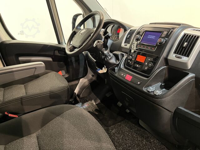 Panel van Fiat Ducato 30 2.3 MultiJet L2H2 120 PK / Euro 6 / A...