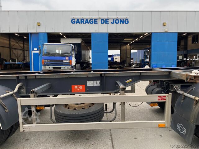 Containertransport Pacton AXC.330 AXC330 / 20 FT Container Chassis Aanhan...