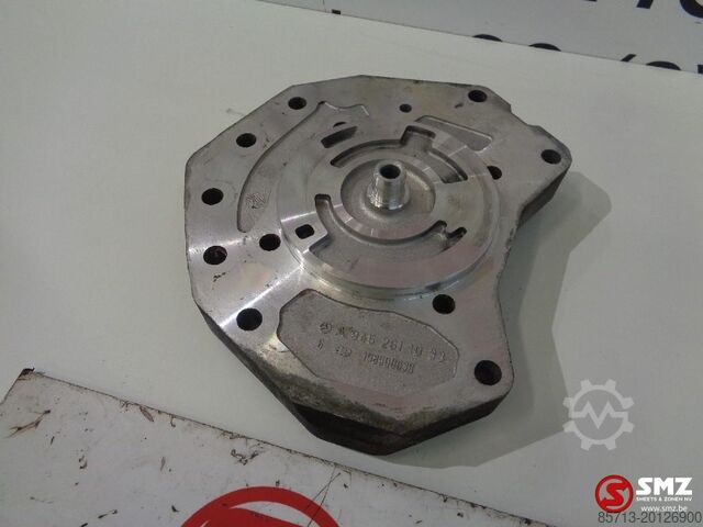 Hydraulic system Mercedes Occ pto afdichtplaat a 945 261 10 33