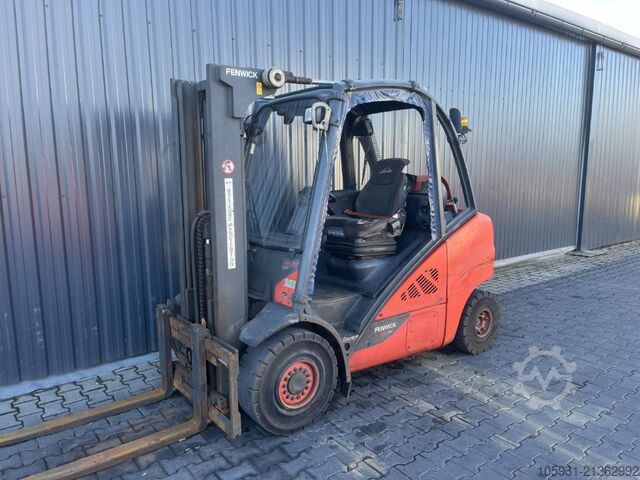 LPG Forklifts Linde H35T-02