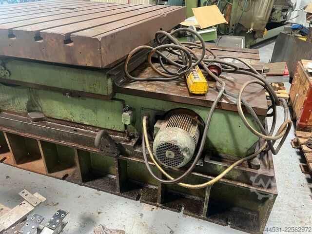 Boring mill table Scharmann 