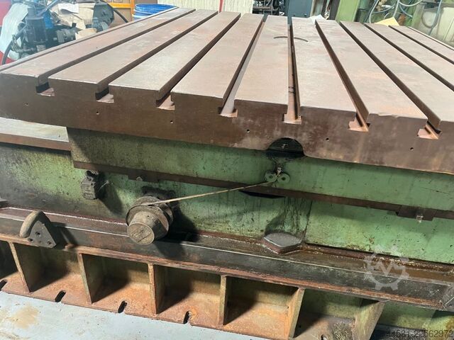 Boring mill table Scharmann 
