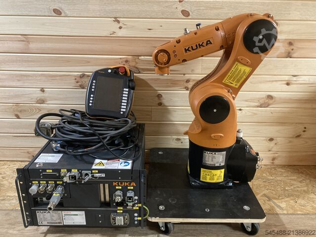 Industrial robot KUKA KR 6 R700 fivve