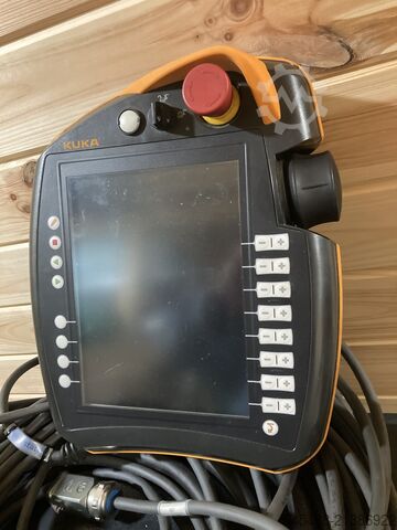 Industrial robot KUKA KR 6 R700 fivve