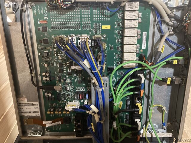 Industrial robot KUKA KR 6 R700 fivve