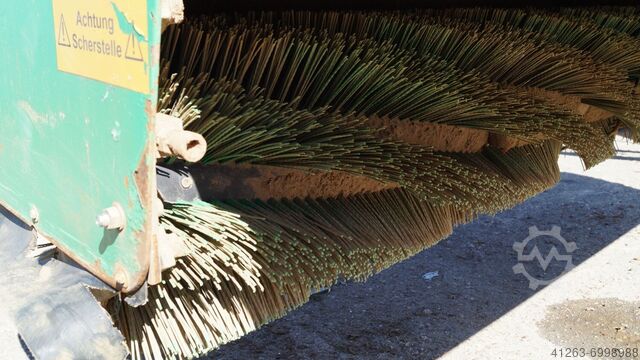 Sweeping broom Sobernheimer UKM 2.0
