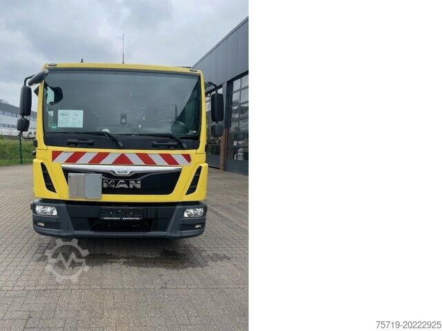 Garbage truck MAN 12.180 4x2 TGL Euro6/Zöller Mini
