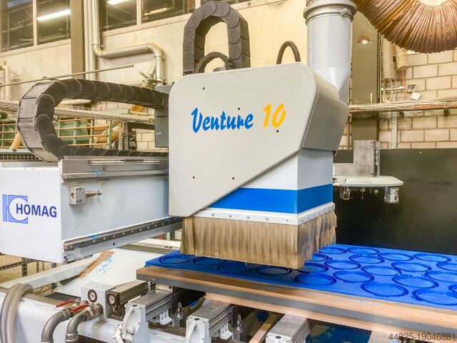 Bearbeitungszentren mit Konsolentisch HOMAG BOF 211/VENTURE 10