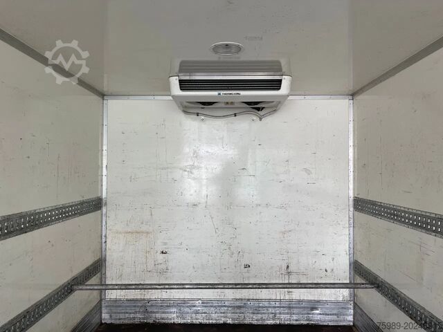 Refrigerated/frozen transport MAN TGL 12.220 Cool truck. Thermo King V300