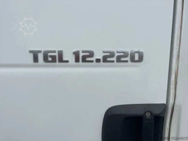 Refrigerated/frozen transport MAN TGL 12.220 Cool truck. Thermo King V300