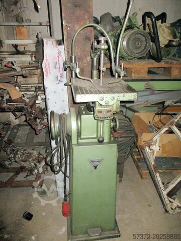 Saw Hakumag FM1-R