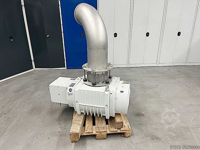 Vacuum Pump Leybold Ruvac WHU 440