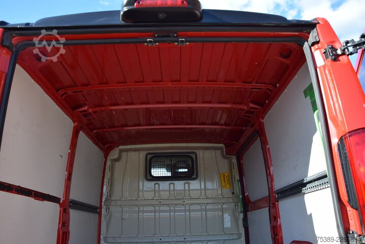 Kastenwagen hoch Peugeot Boxer  333 L1H1 2,0 HDI Klima AHK Standheizung