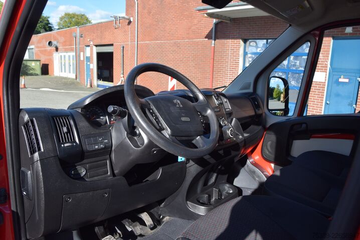 Kastenwagen hoch Peugeot Boxer  333 L1H1 2,0 HDI Klima AHK Standheizung