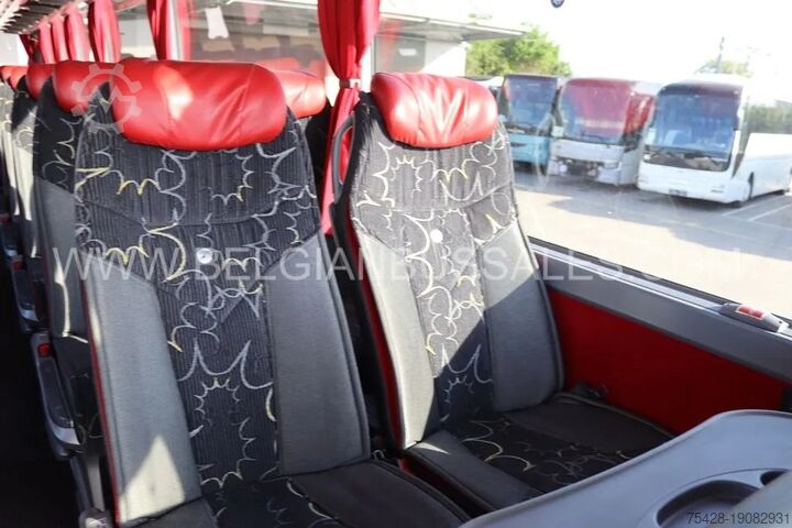 Reisebus Mercedes Travego RHD-M / 13.0m / Full Option