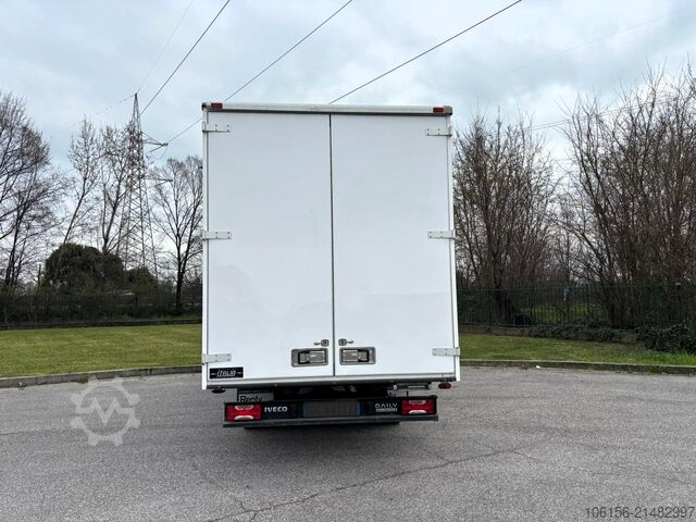 Box van IVECO Daily 35