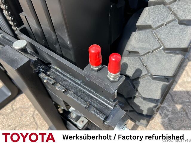 LPG Forklifts Toyota 02-8 FGF 25, Waage