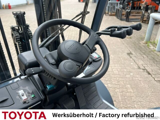 LPG Forklifts Toyota 02-8 FGF 25, Waage