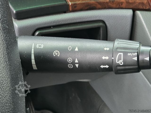 Standard SZM MERCEDES-BENZ ACTROS 1854 V8 * RETARDER * TOP * 1A