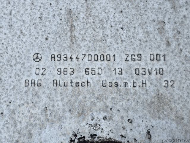 Standard SZM MERCEDES-BENZ ACTROS 1854 V8 * RETARDER * TOP * 1A