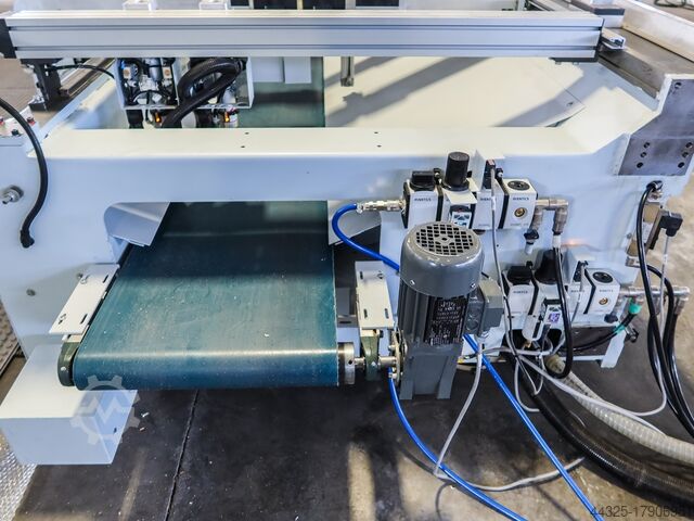 Bearbeitungszentren mit Konsolentisch HOMAG BOF 211/40/AP