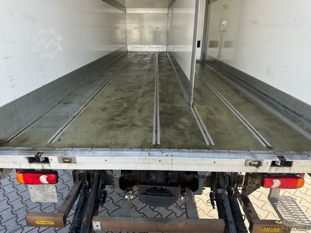 Refrigerated truck IVECO Stralis AD 190 330 / Carrier MT 1250 / 3 x Lager