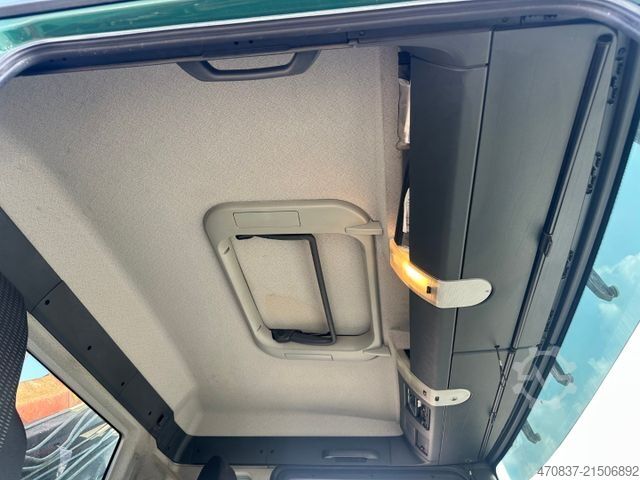 Roll-off tipper truck MAN TGS 26.440 / Hiab XR21S56 / Hiab 166 D-3