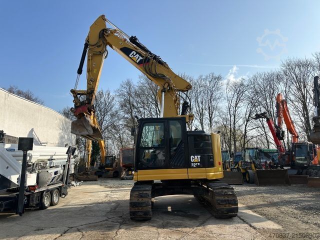 Kettenbagger CATERPILLAR 325 FL CR / Gummipads