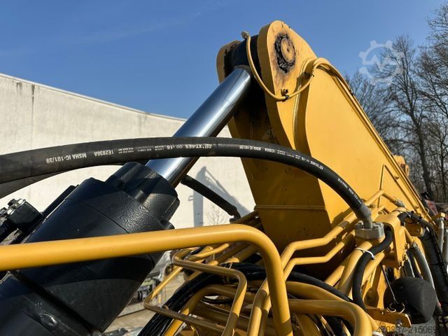 Kettenbagger CATERPILLAR 325 FL CR / Gummipads